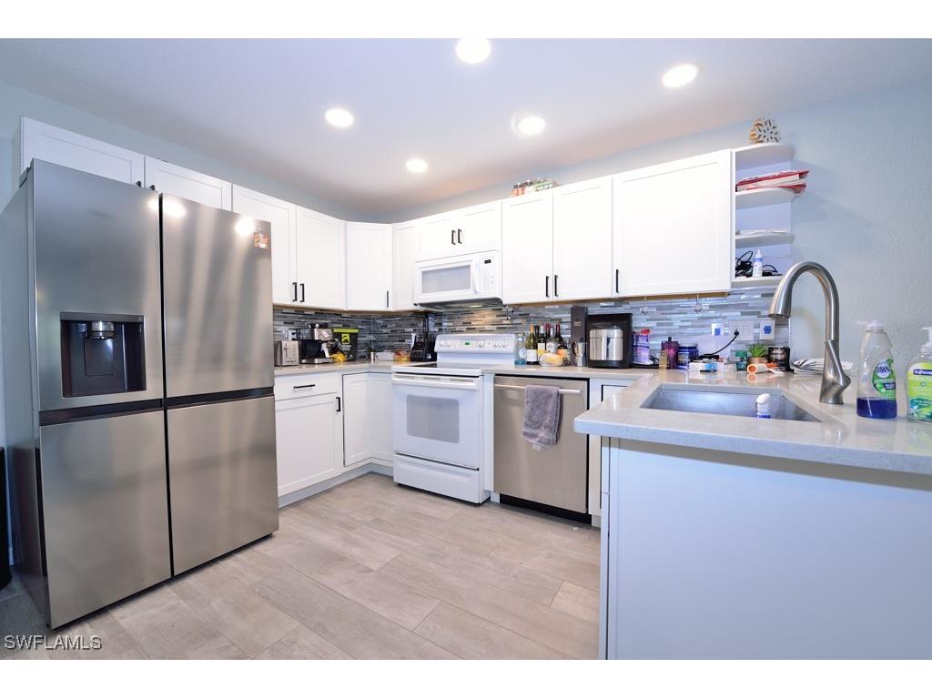 66 Emerald Woods Drive #H7 Naples FL 34108 225083048 image5