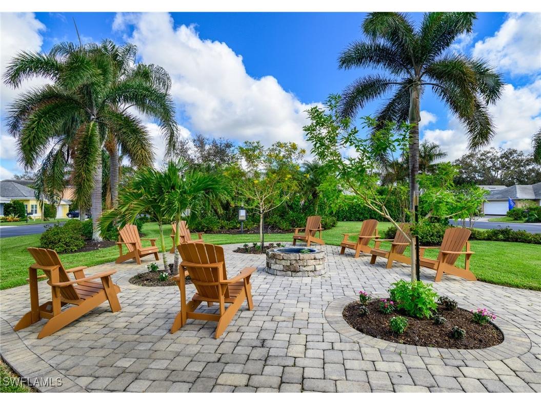 66 Fountain Circle Naples FL 34119 225077484 image26