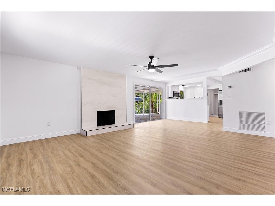 66 River Court Naples FL 34110 225068726 image9