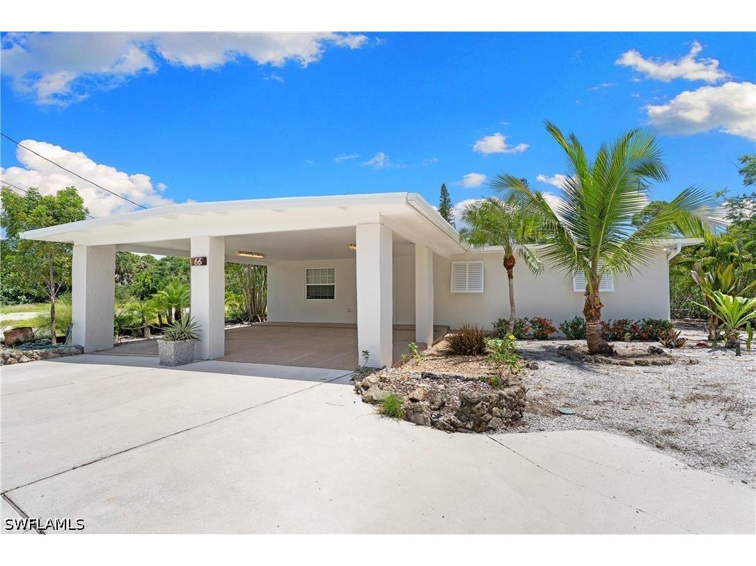 66 River Court Naples FL 34110 226025546 image1
