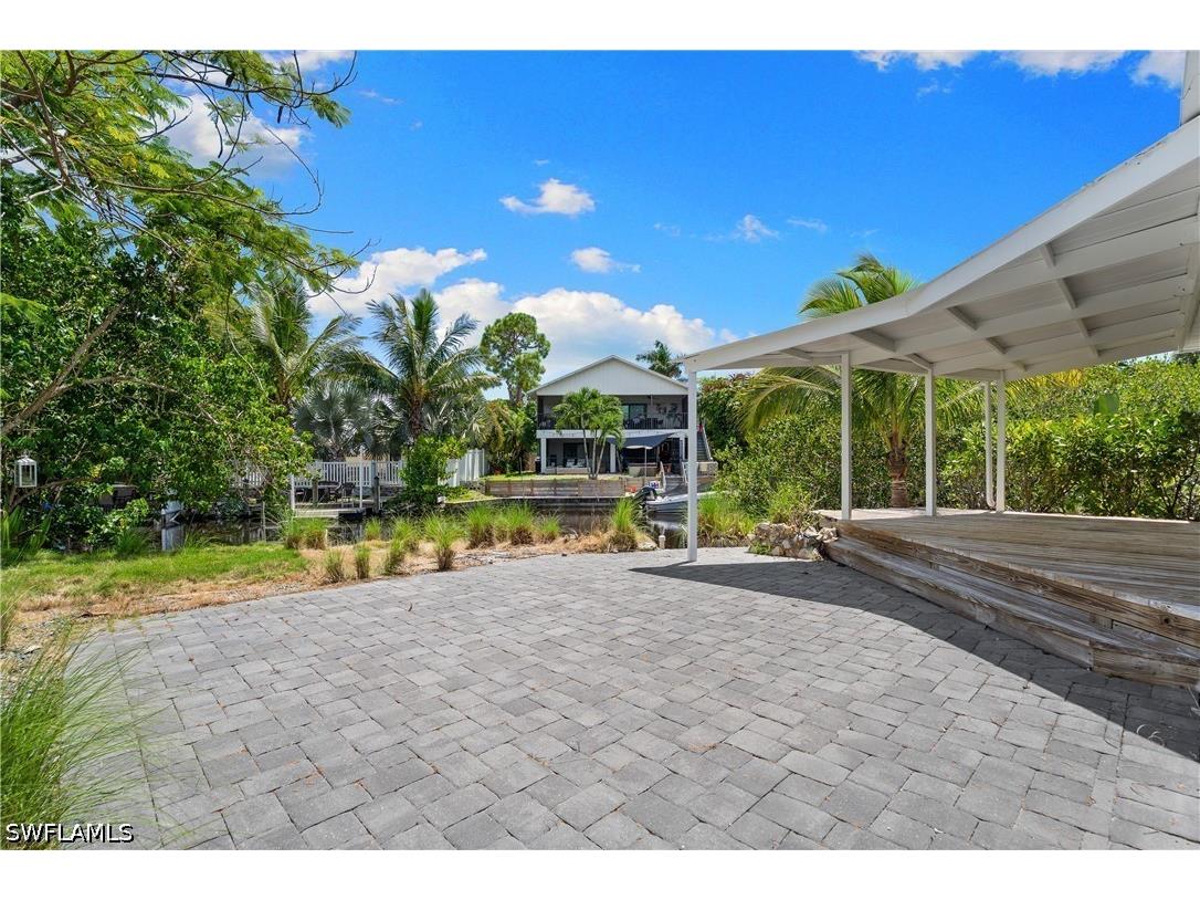 66 River Court Naples FL 34110 226025546 image2