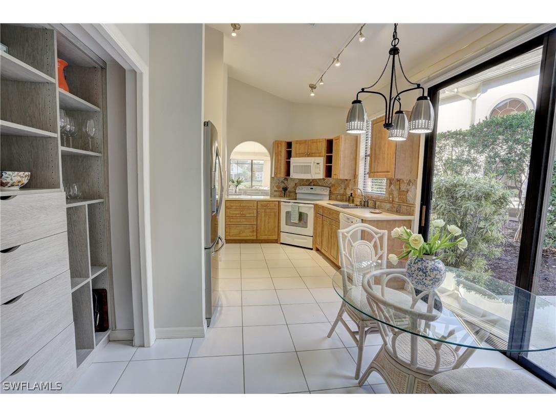 66 Water Oaks Way #D66 Naples FL 34105 226007779 image15