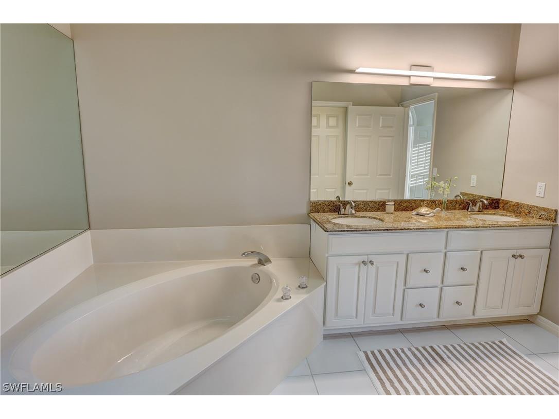 66 Water Oaks Way #D66 Naples FL 34105 226007779 image22