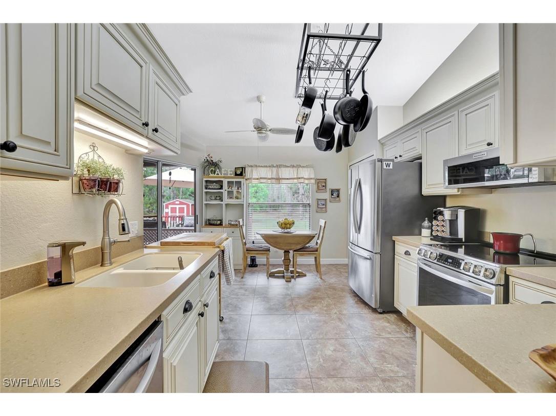 660 20th Street SE Naples FL 34117 225083254 image4