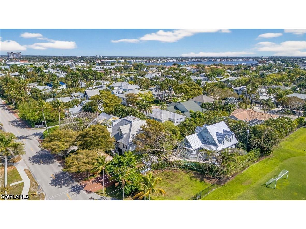 660 8th Avenue S Naples FL 34102 226014758 image36