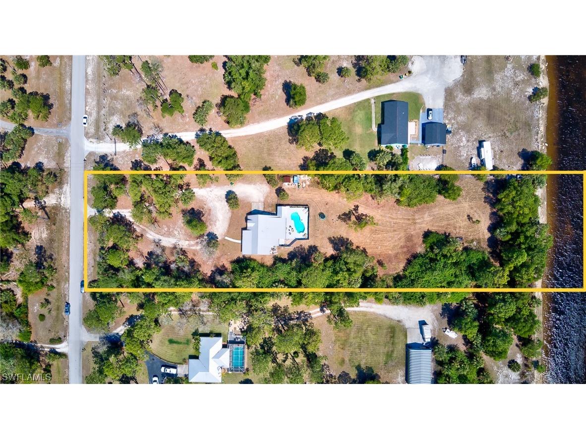 660 8th Street SE Naples FL 34117 223022479 image1