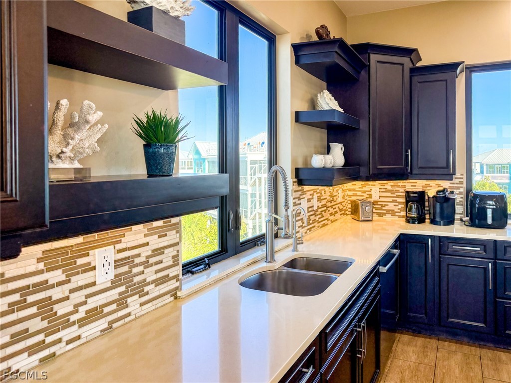 660 Gulf Lane Upper Captiva FL 33924 2026007775 image11