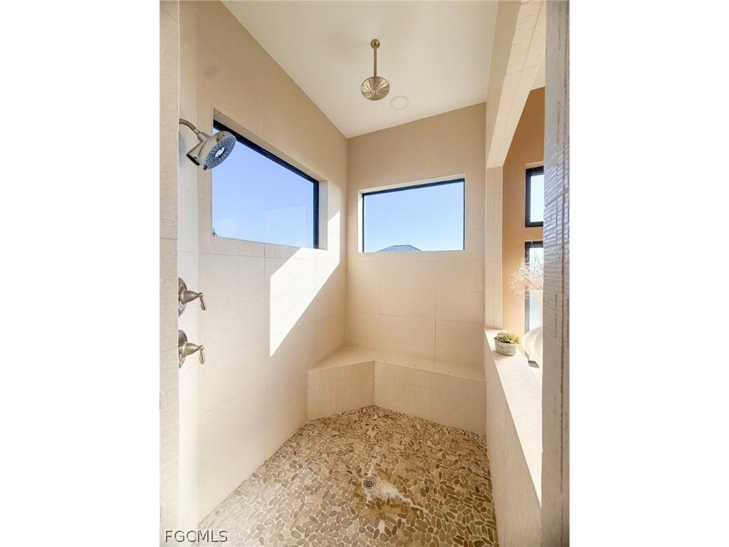660 Gulf Lane Upper Captiva FL 33924 2026007775 image23