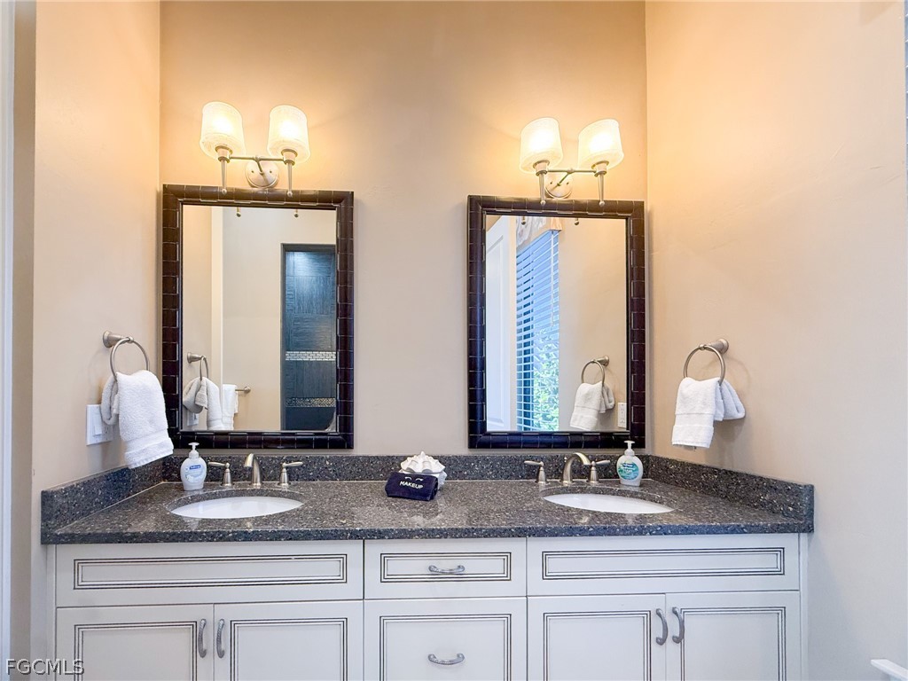 660 Gulf Lane Upper Captiva FL 33924 2026007775 image31