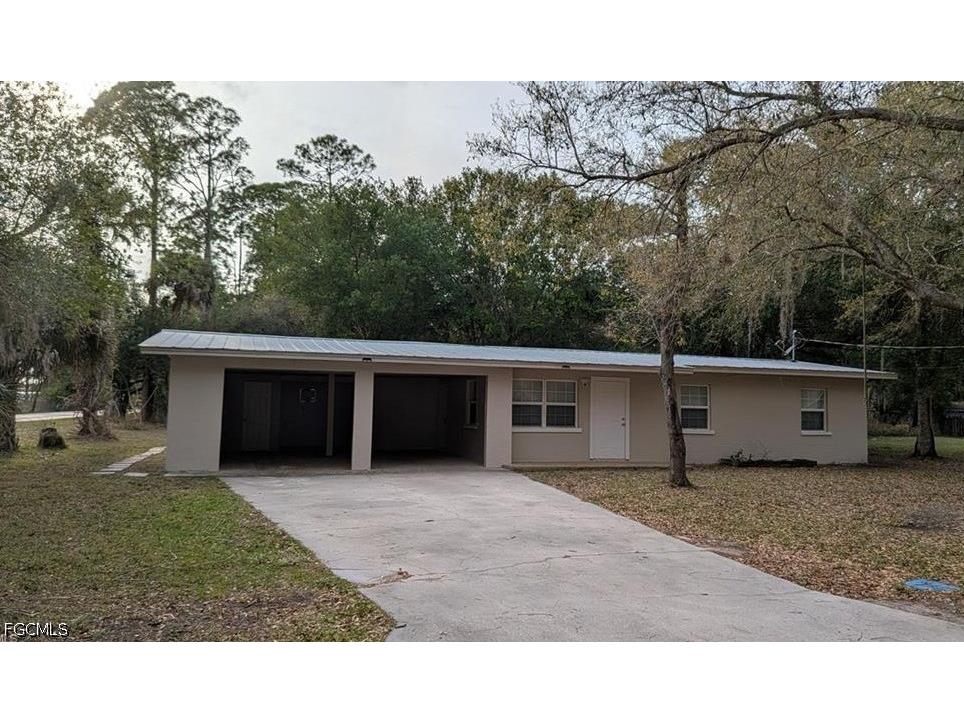660 S Missouri Street Labelle FL 33935 2026022677 image1