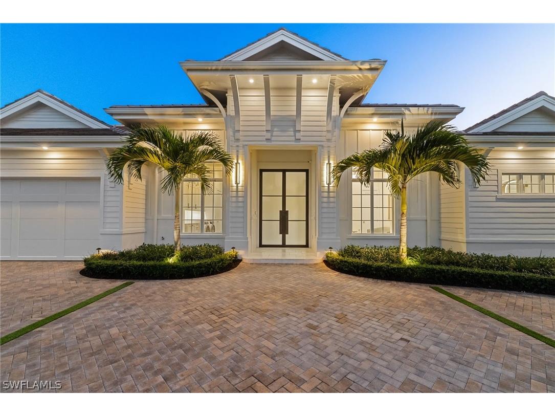 660 Wedge Drive Naples FL 34103 226000613 image1