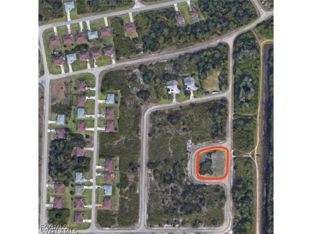 660 Whitmore Loop Lehigh Acres FL 33972 2025004600 image1