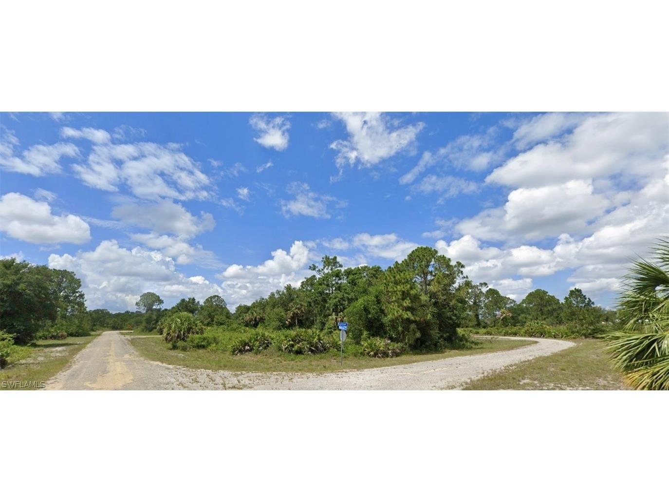 660 Whitmore Loop Lehigh Acres FL 33972 224024405 image1