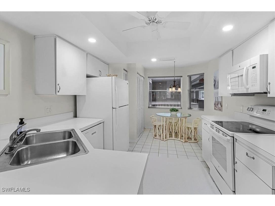 660 Wiggins Bay Drive #B21 Naples FL 34110 225081143 image7