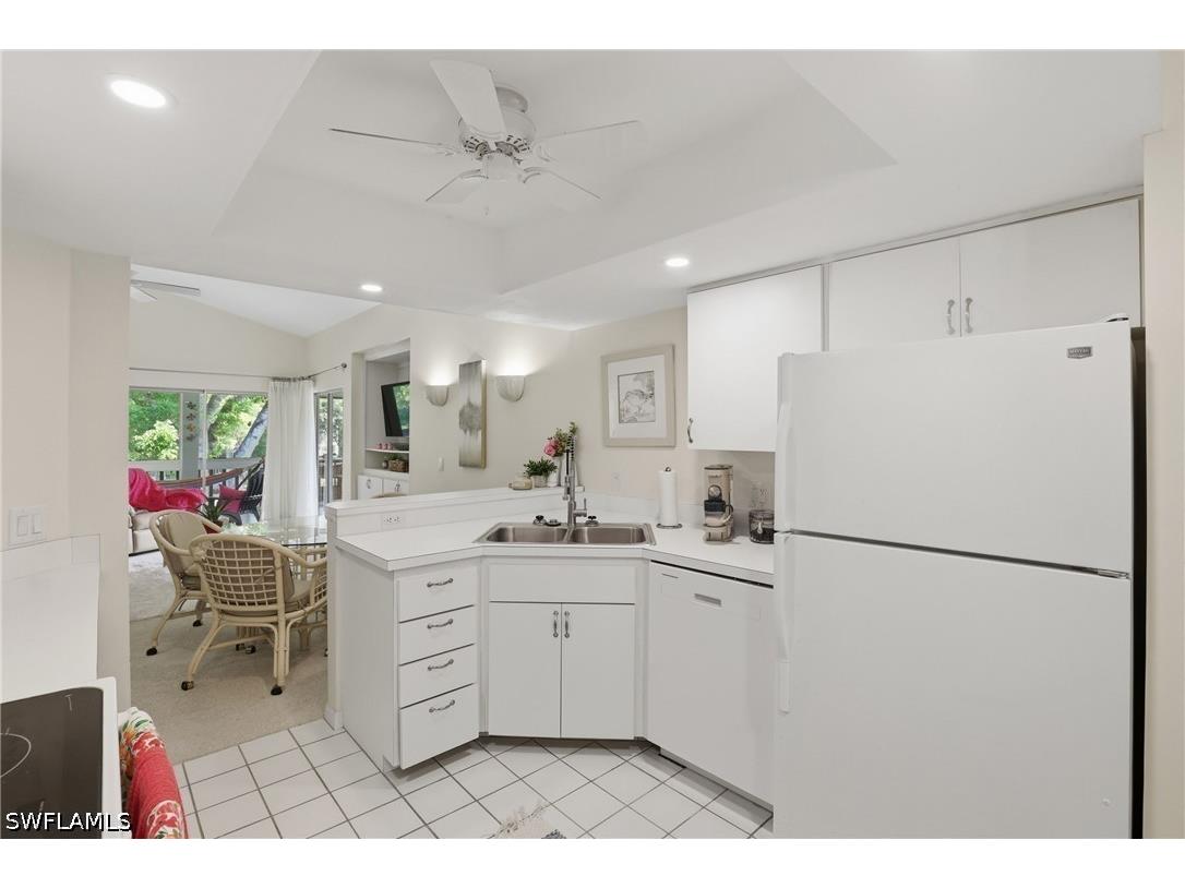 660 Wiggins Bay Drive #B21 Naples FL 34110 226013436 image11