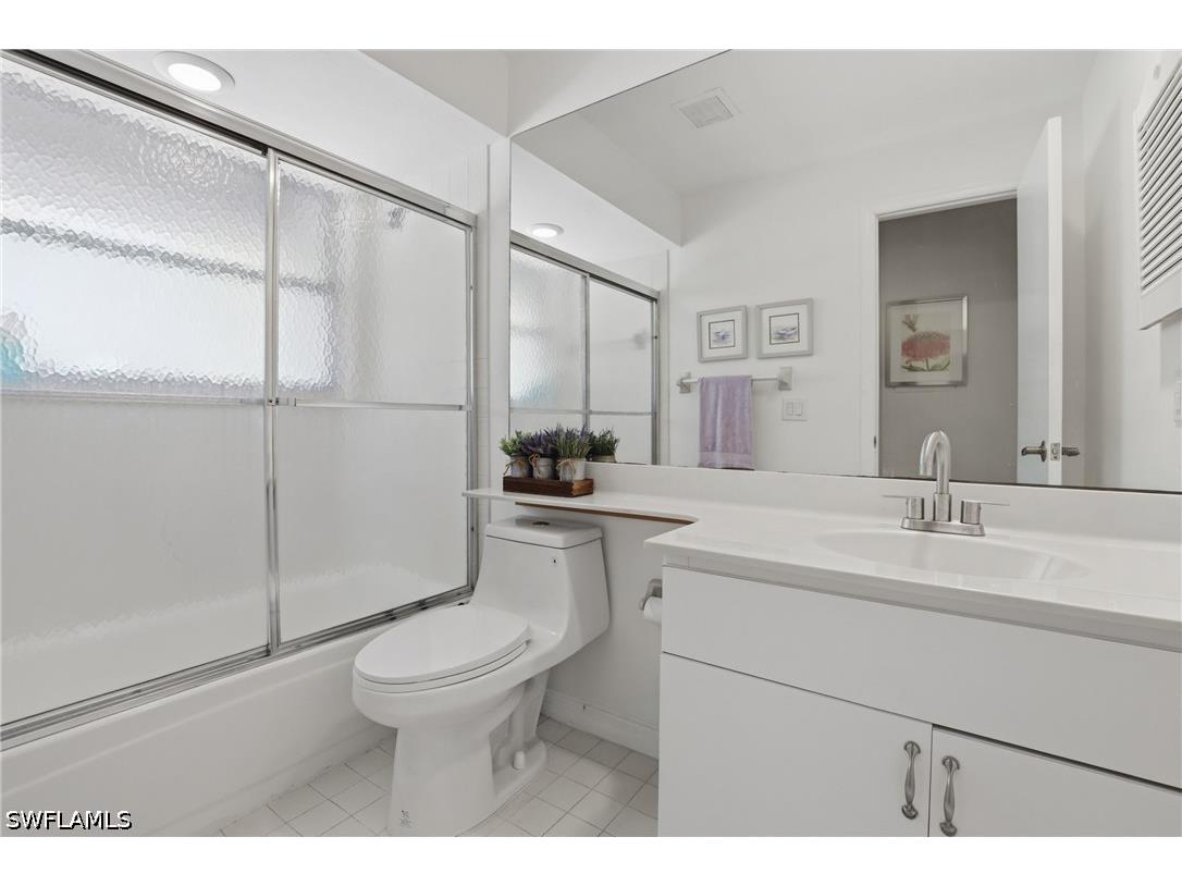 660 Wiggins Bay Drive #B21 Naples FL 34110 226013436 image23