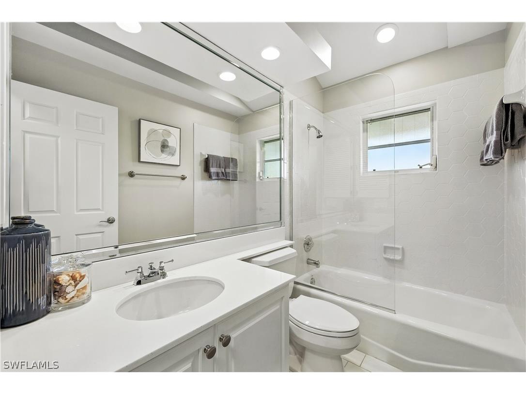 6605 Southfork Naples FL 34108 226011644 image26