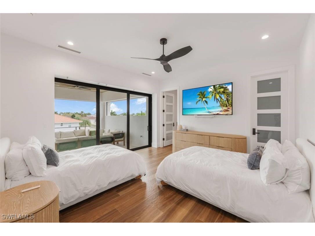 661 Amber Drive Marco Island FL 34145 226004832 image30