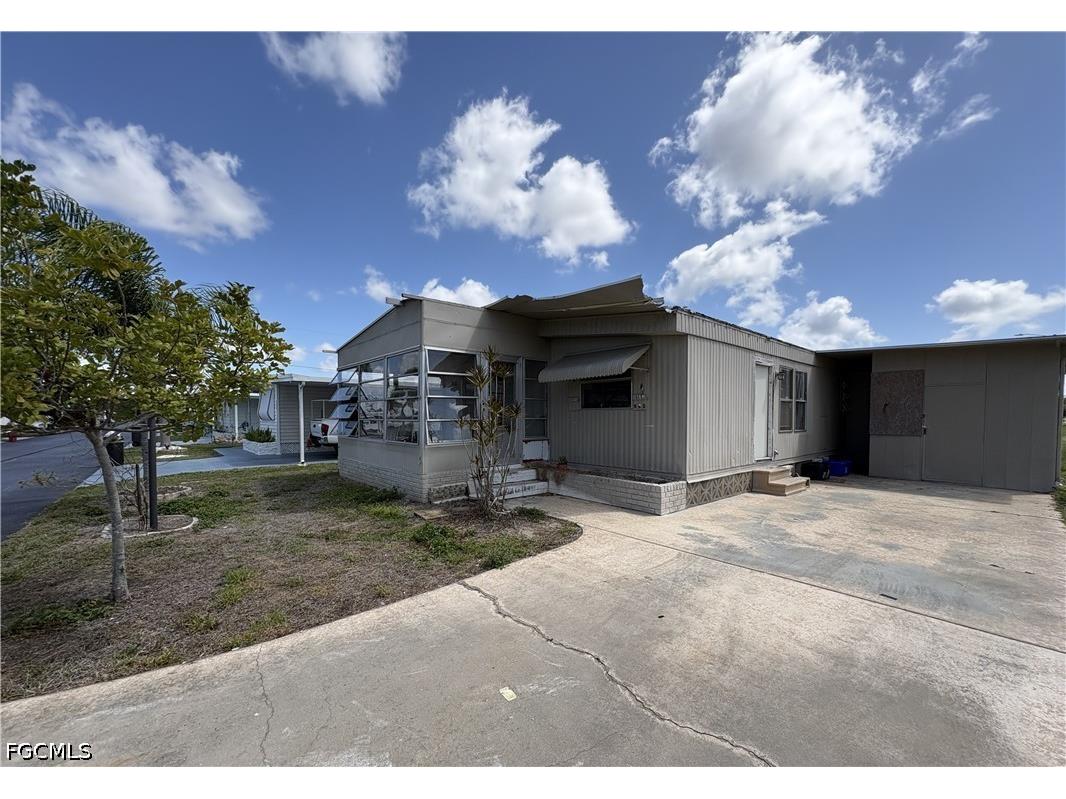 661 Coral Lane North Fort Myers FL 33917 2026016695 image3
