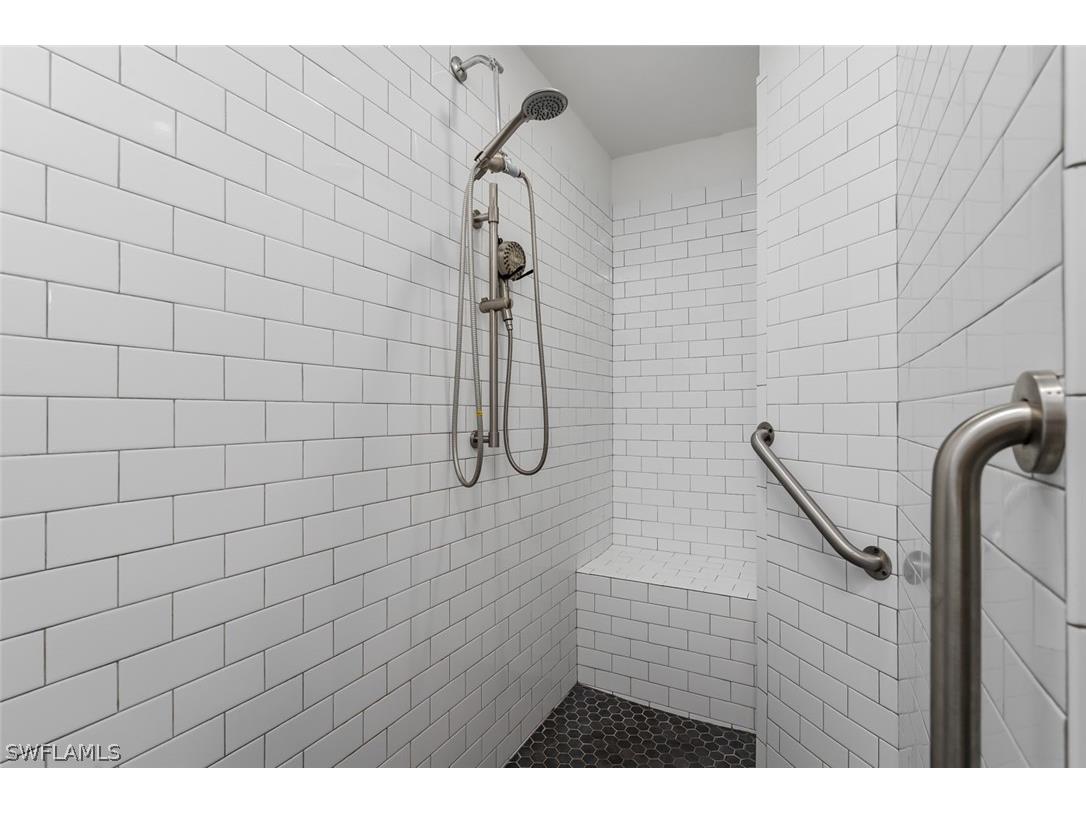 661 E Valley Drive Bonita Springs FL 34134 226007280 image26