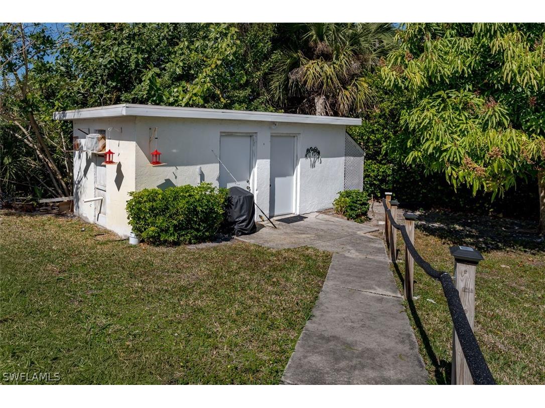 661 E Valley Drive Bonita Springs FL 34134 226007280 image33