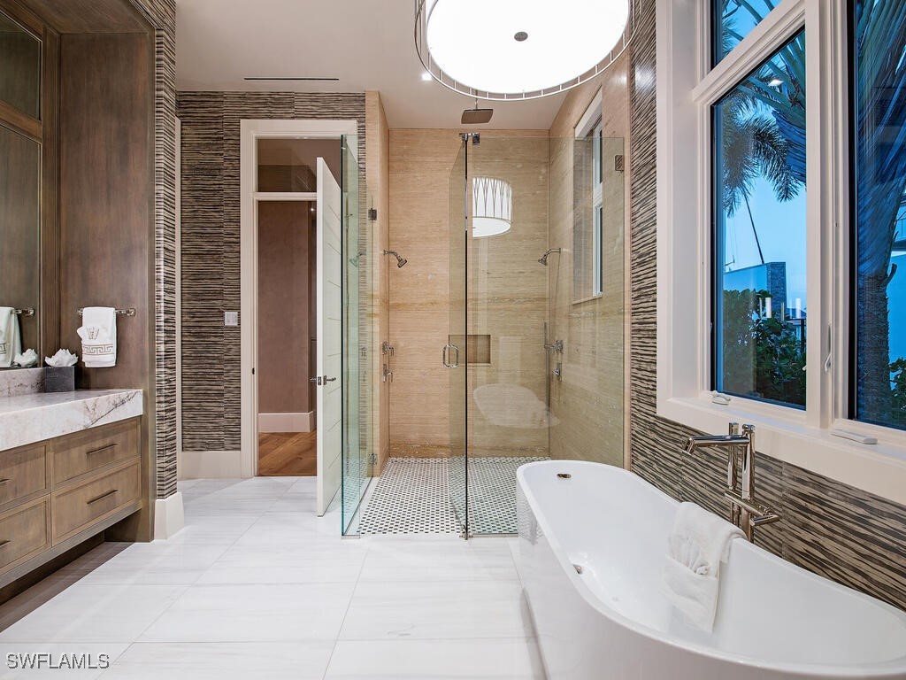 661 Galleon Drive Naples FL 34102 225049018 image16