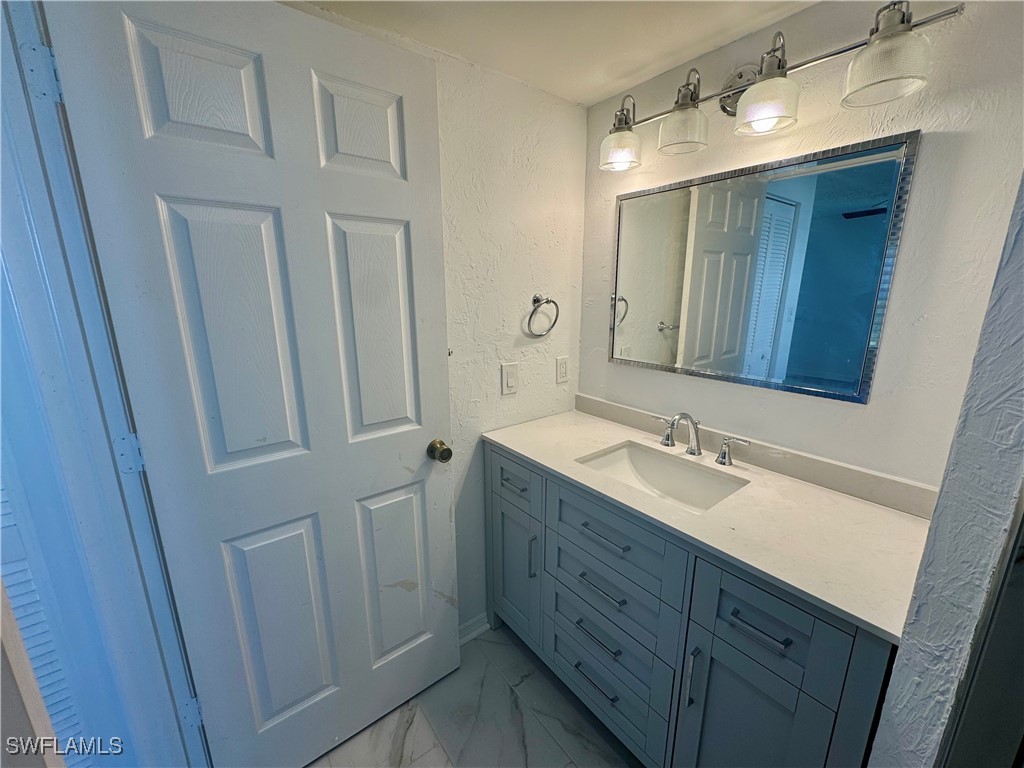 661 Squire Circle #101 Naples FL 34104 225039257 image14