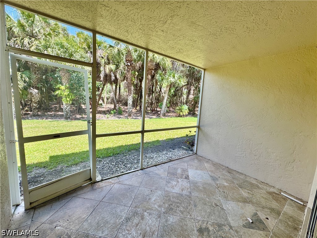 661 Squire Circle #101 Naples FL 34104 226017119 image20