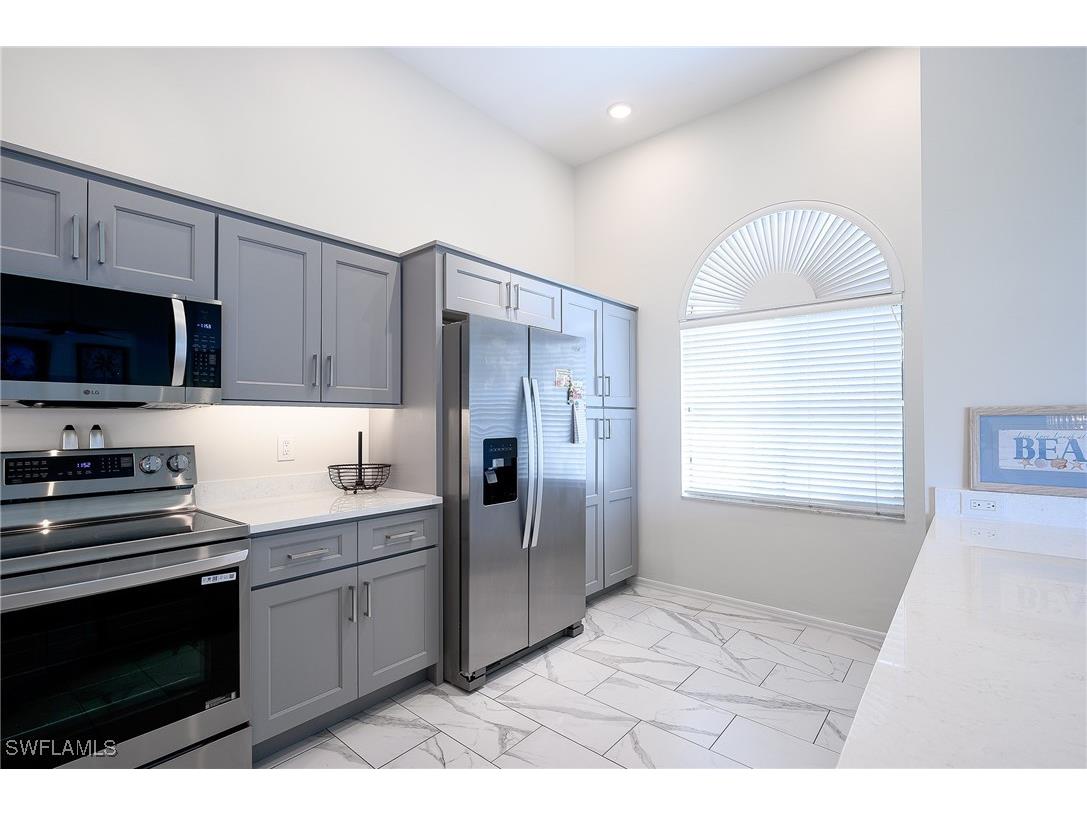 661 Windsurf Lane #A-202 Naples FL 34108 225064859 image11