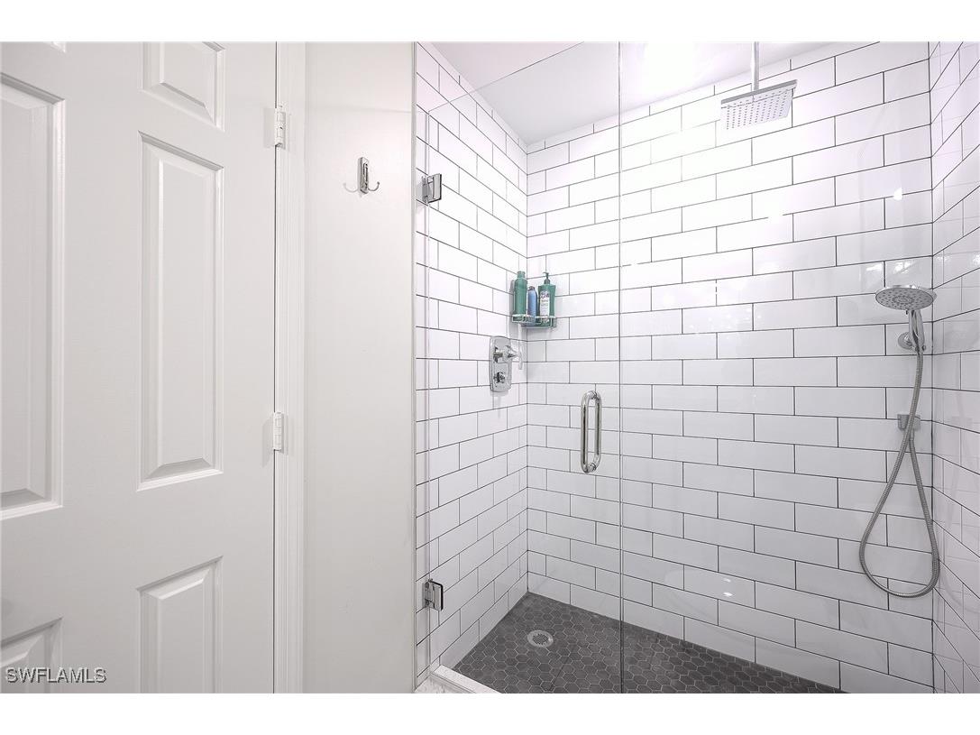 661 Windsurf Lane #A-202 Naples FL 34108 225064859 image25