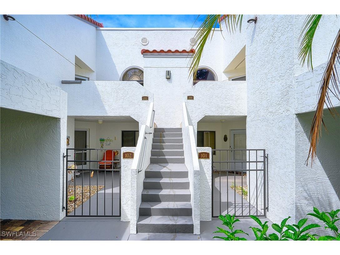 661 Windsurf Lane #A-202 Naples FL 34108 225064859 image6