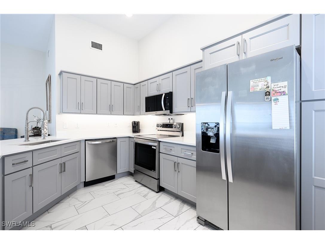 661 Windsurf Lane #A-202 Naples FL 34108 225064859 image9