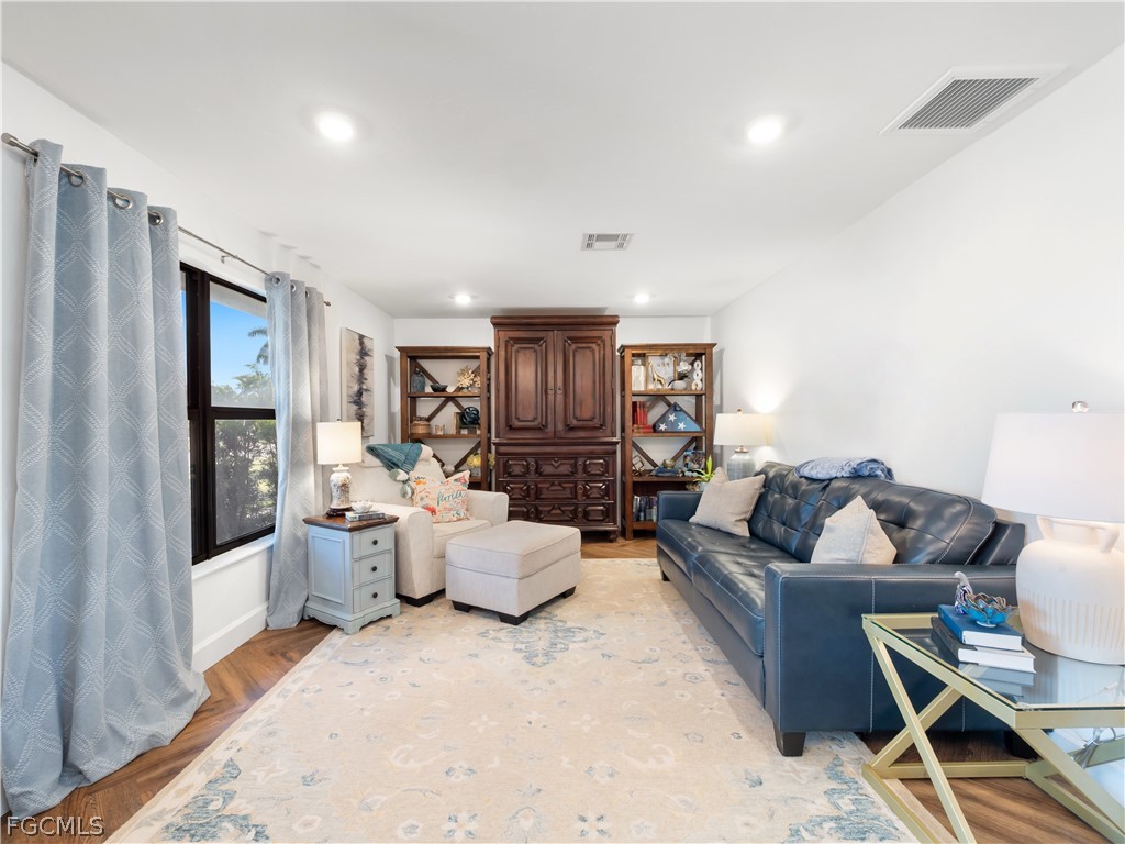 6610 Joanna Circle Fort Myers FL 33919 2026008359 image30