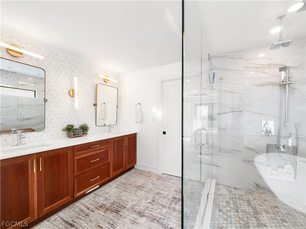 6610 Joanna Circle Fort Myers FL 33919 2026008359 image35