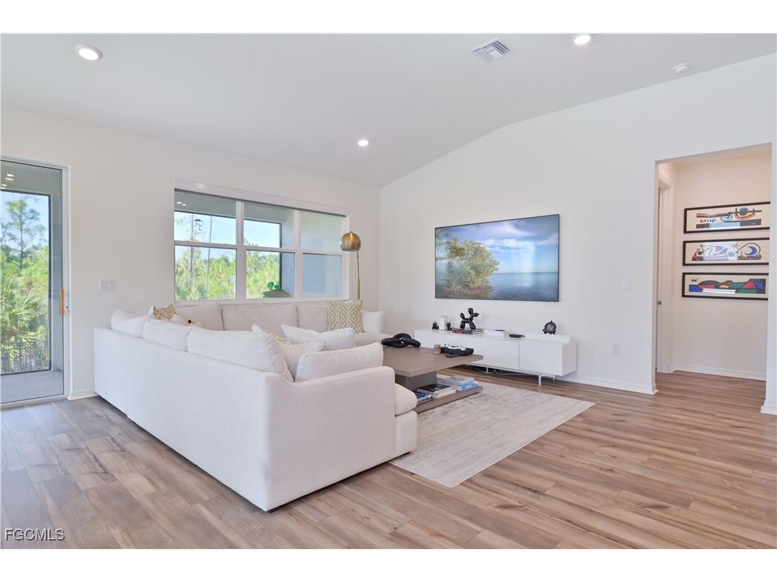 6612 Estero Bay Drive Fort Myers FL 33908 2025019305 image14