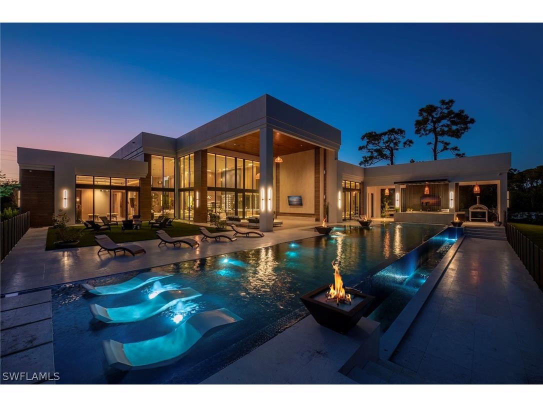 6616 Trail Boulevard Naples FL 34108 226008689 image1