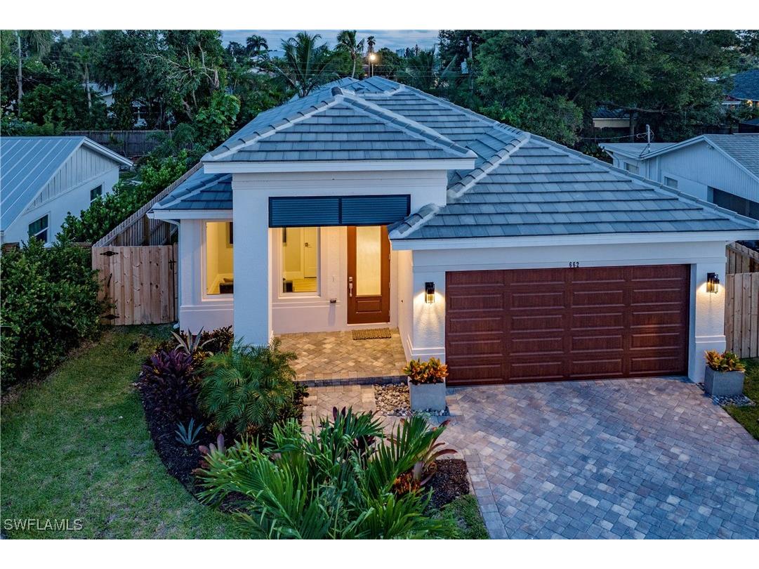 662 105th Avenue N Naples FL 34108 225072468 image2