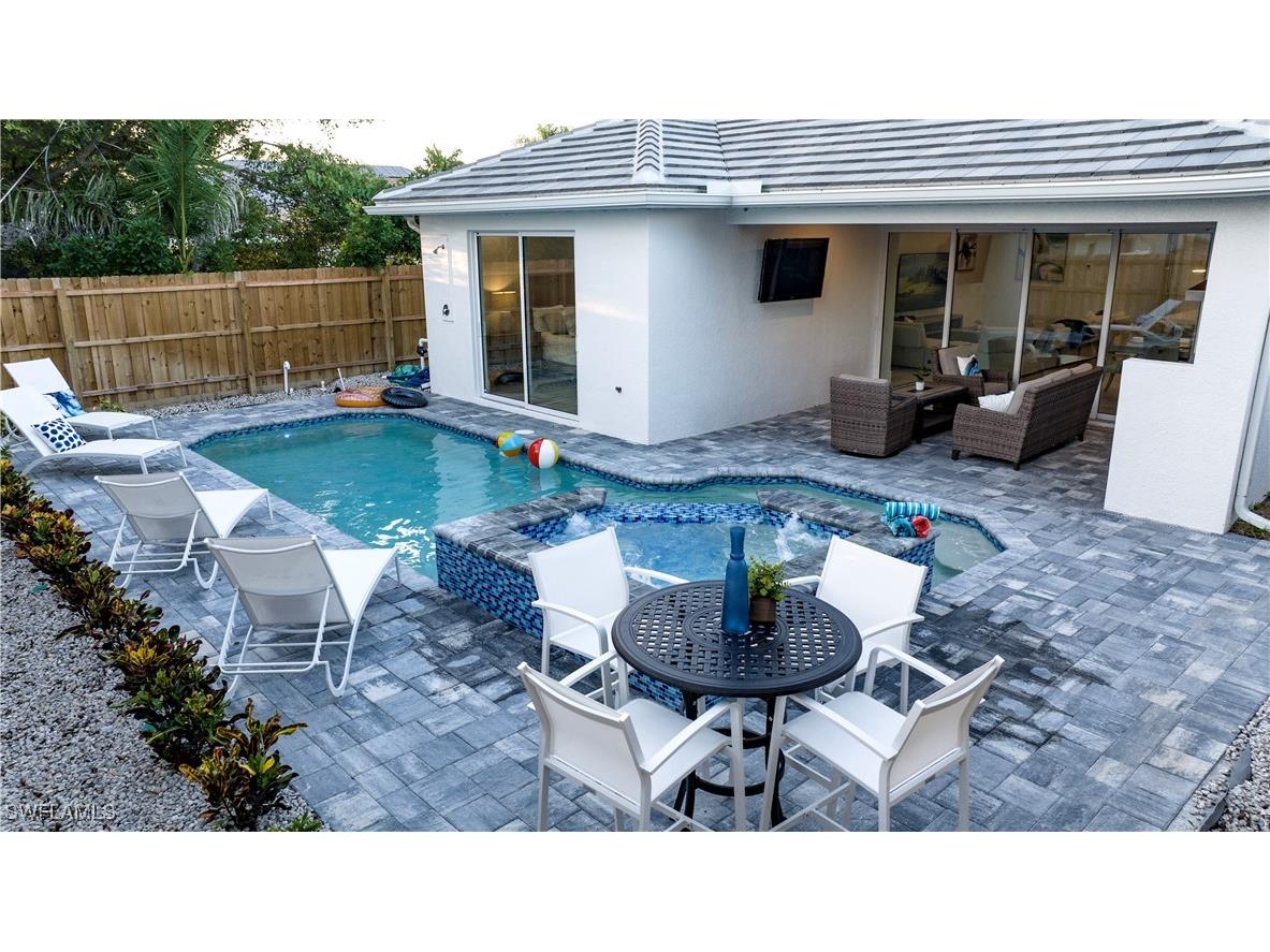 662 105th Avenue N Naples FL 34108 225072468 image26