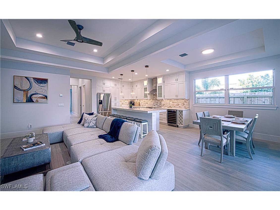 662 105th Avenue N Naples FL 34108 225072468 image3