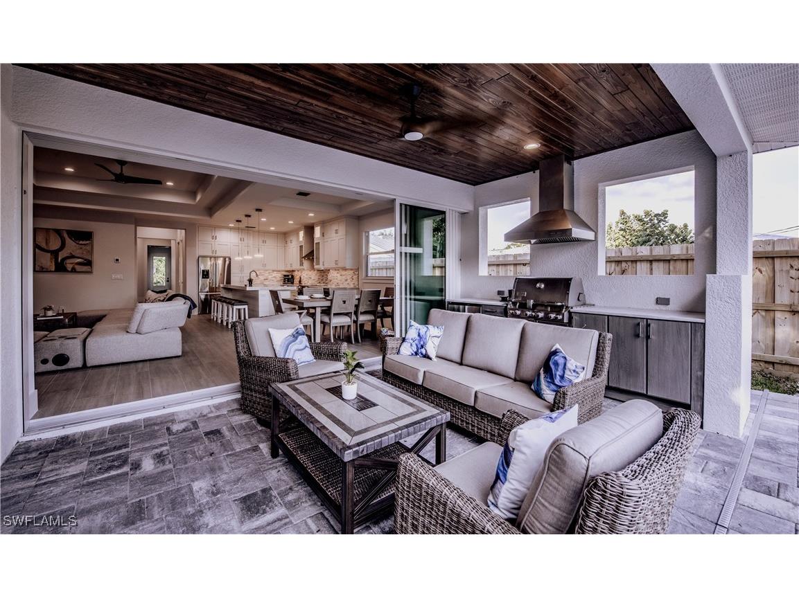 662 105th Avenue N Naples FL 34108 225072468 image4