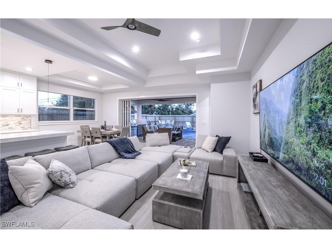 662 105th Avenue N Naples FL 34108 225072468 image6