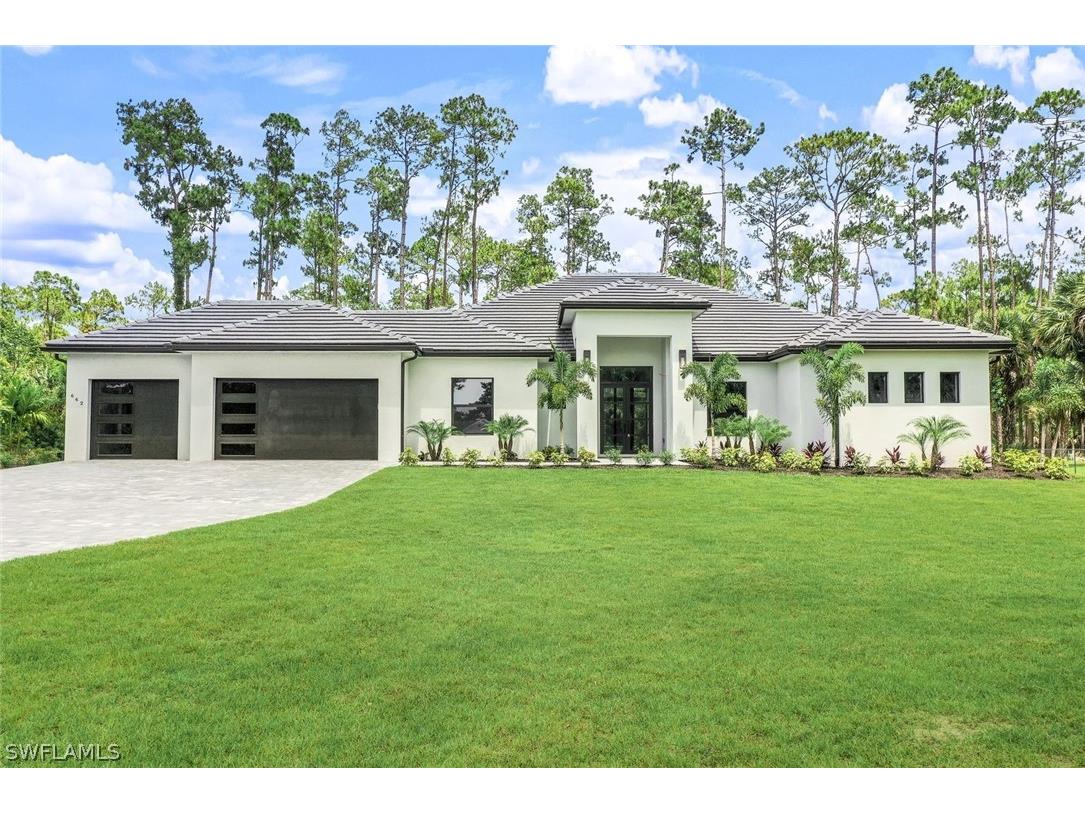 662 9th Street SW Naples FL 34117 224037444 image1