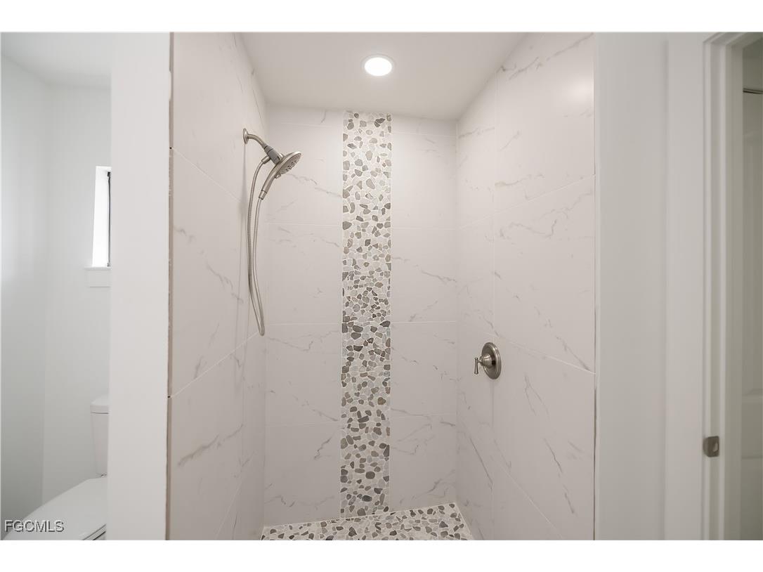 662 Foxchase Drive Lehigh Acres FL 33974 225058186 image20