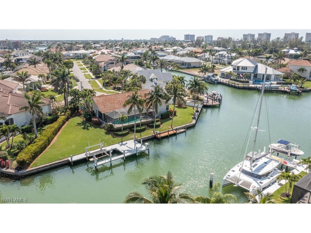 662 Thrush Court Marco Island FL 34145 223010252 image1