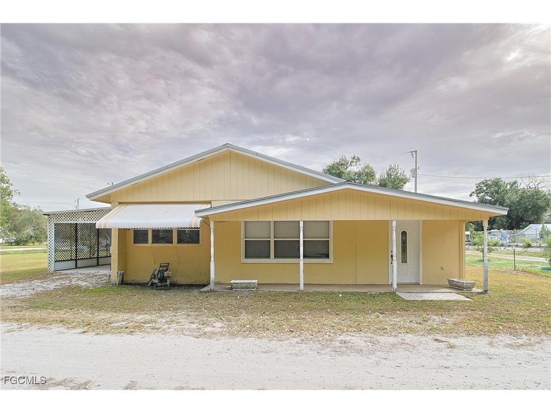 6620 Golden Road North Fort Myers FL 33917 2025019810 image2