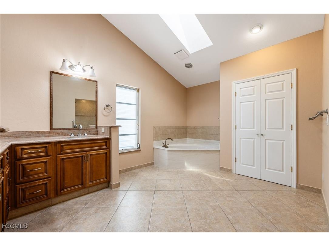 6624 Highland Pines Circle Fort Myers FL 33966 2025015501 image18