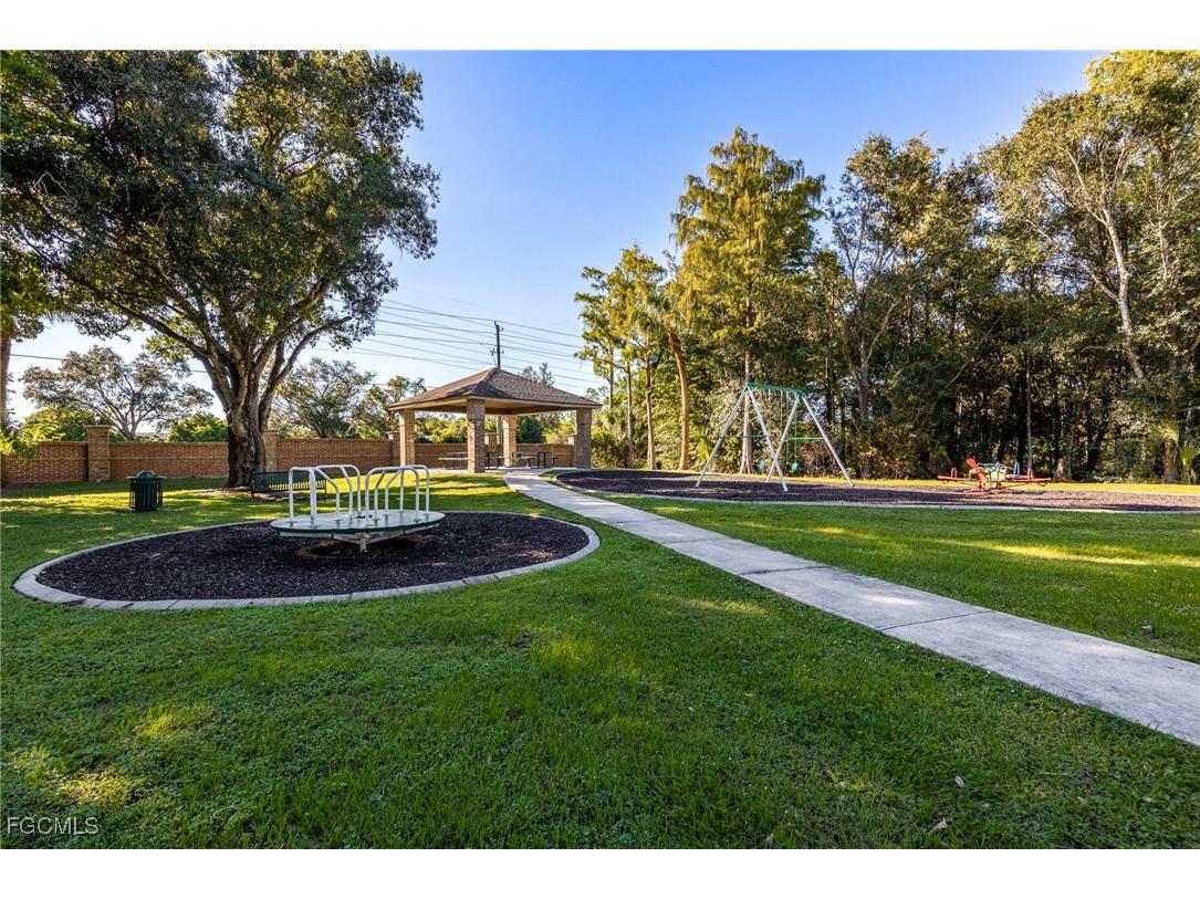 6624 Highland Pines Circle Fort Myers FL 33966 2025015501 image32