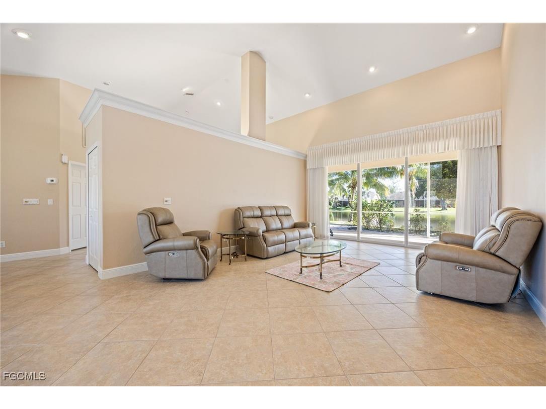 6624 Highland Pines Circle Fort Myers FL 33966 2025015501 image4