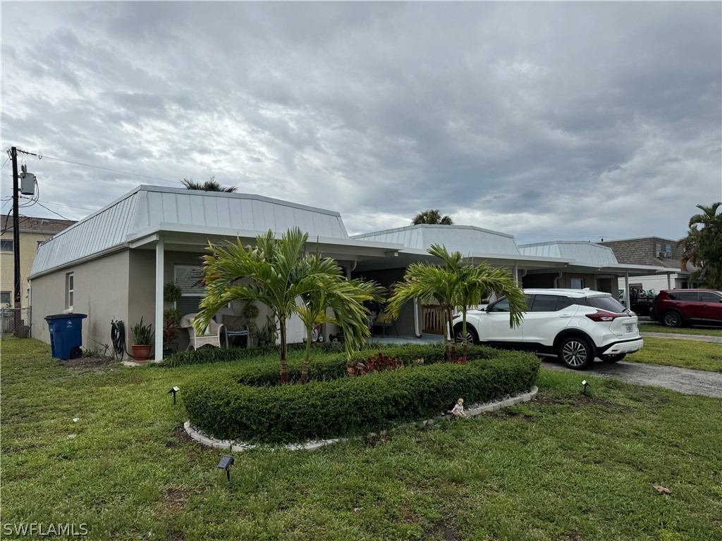 6626-6632 Warwick Circle Fort Myers FL 33919 224027376 image1