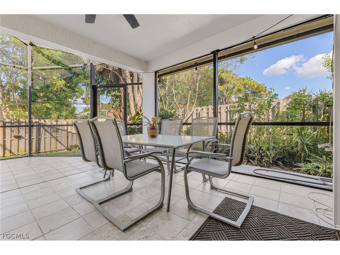 663 110th Avenue N Naples FL 34108 2026007122 image25